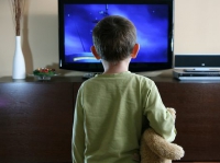 Телевизор и компьютер может привести к гипертонии у детей