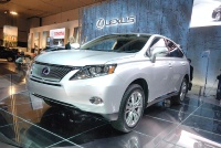 Toyota RAV4 и Lexus RX оснастят новой доступной системой безопасности