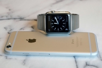 Люксовые Apple Watch продают в России за 2 млн рублей