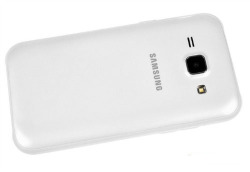 Новый смартфоном Samsung Galaxy J1 Pop (SM-J110)