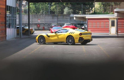 Фотографы «поймали» новый Ferrari F12 