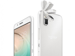Huawei представил всем смартфон Honor 7i с вращающейся камерой