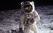 Российские инженеры намерены сфотографировать следы астронавтов на Луне