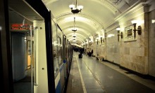 На всех станциях московского метро скоро появятся зарядки для гаджетов