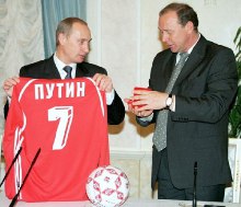 Владимир Путин предложил подготовить стратегию развития футбола до 2030 года