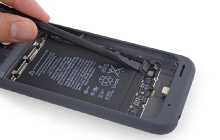 Apple Smart Battery Case можно ремонтировать 