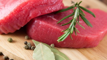 Красное мясо может спровоцировать инсульт