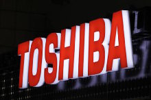 Toshiba увольняет сотрудников 