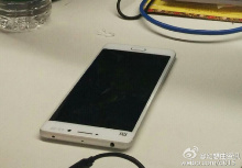 Новое живое фото Xiaomi Mi5 
