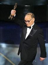 Эннио Морриконе получил «Оскар» за музыку