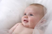 Ученые: Младенцы улыбаются с целью манипуляции родителями