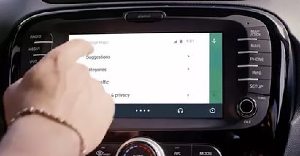 Недавно, стало известно, что Android Auto теперь доступен и в России