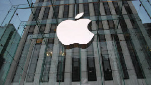 Apple подала иски против двух российских магазинов на 16,3 млн рублей