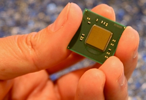 Intel сворачивает выпуск процессоров для планшетов и смартфонов