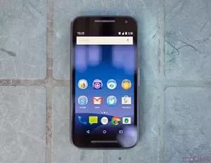 Модель Moto G4 Plus получил сканер отпечатков пальцев