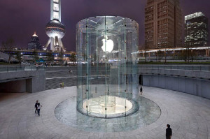 Первое в истории Apple падении продаж iPhone