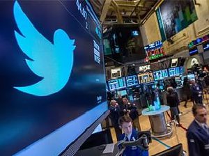 Акции Twitter рухнули до рекордно низкого уровня 