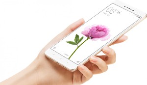 Представлен самый большой смартфон - Xiaomi Mi Max