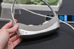 Компания Samsung показала 5.5 - дюймовый 4 К - дисплей для виртуальной реальности