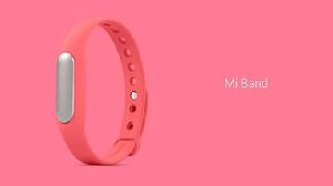 Фитнес браслет Xiaomi Mi Band 2 оценен в 23 $