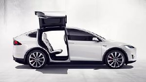 Глава Tesla признал возможность закупки аккумуляторов у Samsung