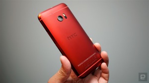 Живые фото HTC 10 в красном цвете